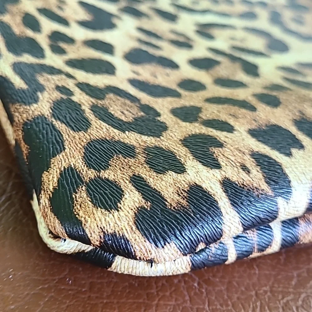 Leopard Print Clutch‎ with Wrist Strap